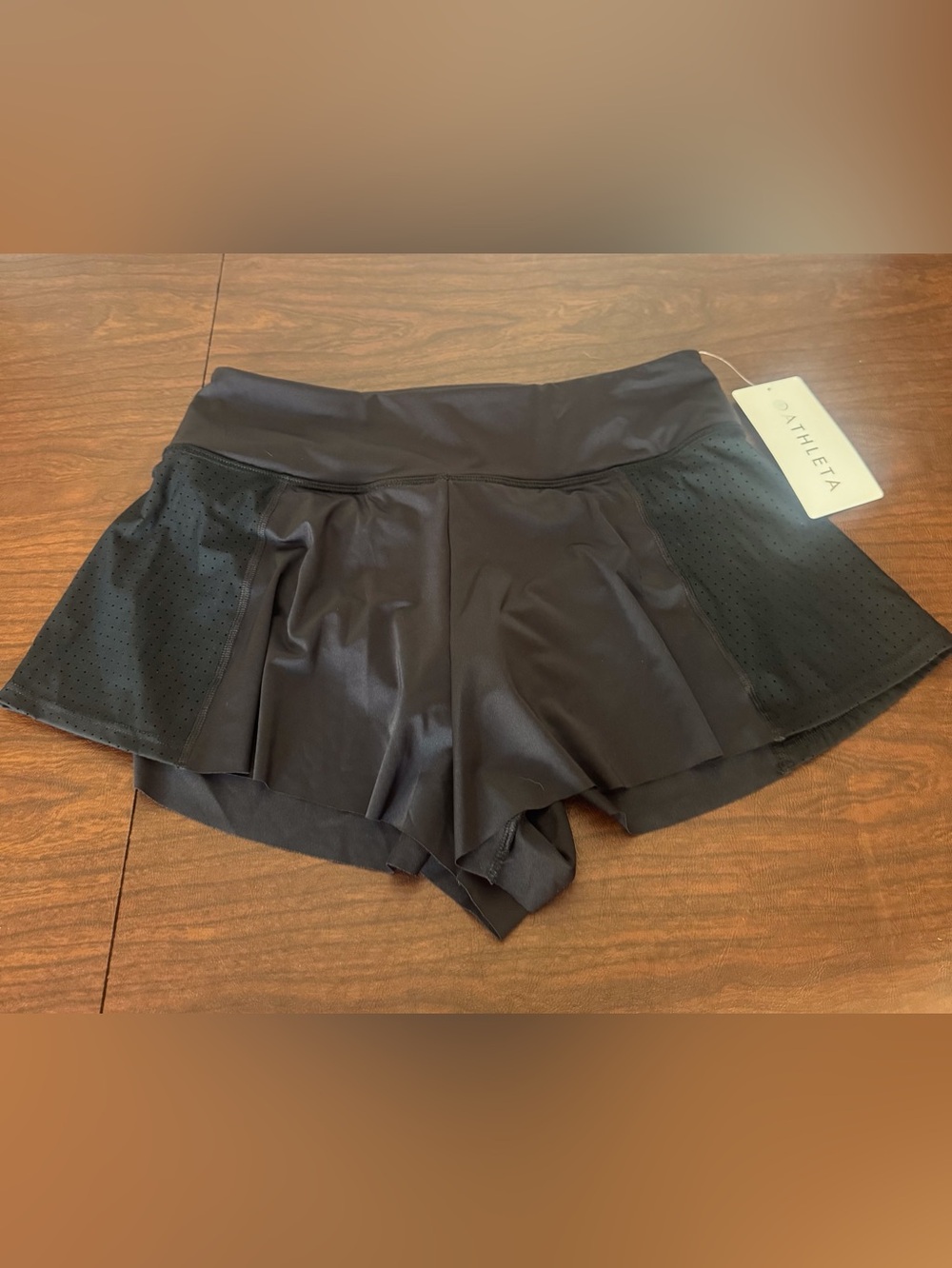 Athleta Black Cross Train Short with Rear Zipper Pocket Size S NWT